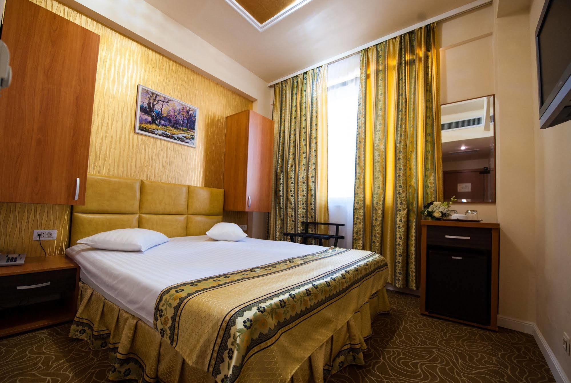 Best Western Hotel Lev Or I Bukarest Exterior foto