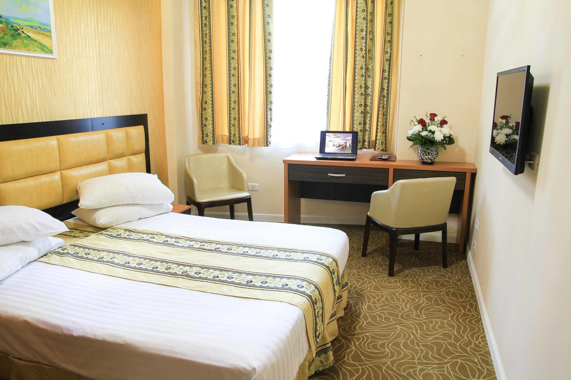 Best Western Hotel Lev Or I Bukarest Exterior foto