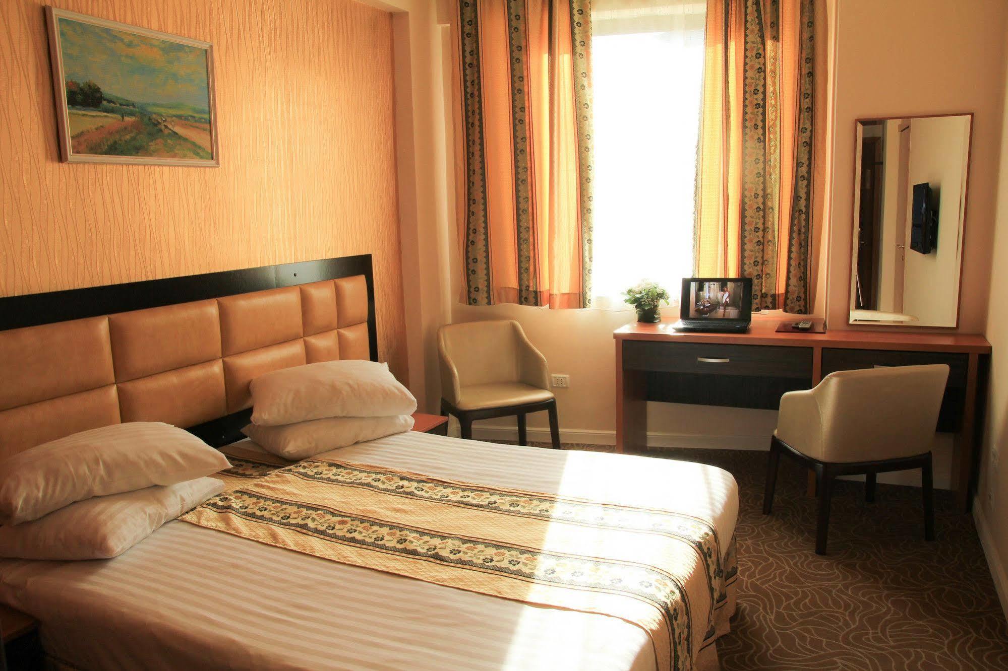 Best Western Hotel Lev Or I Bukarest Exterior foto