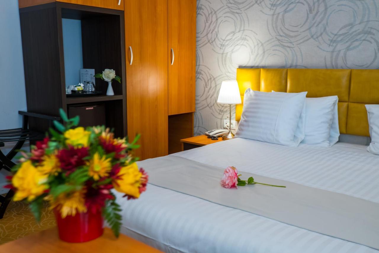 Best Western Hotel Lev Or I Bukarest Exterior foto
